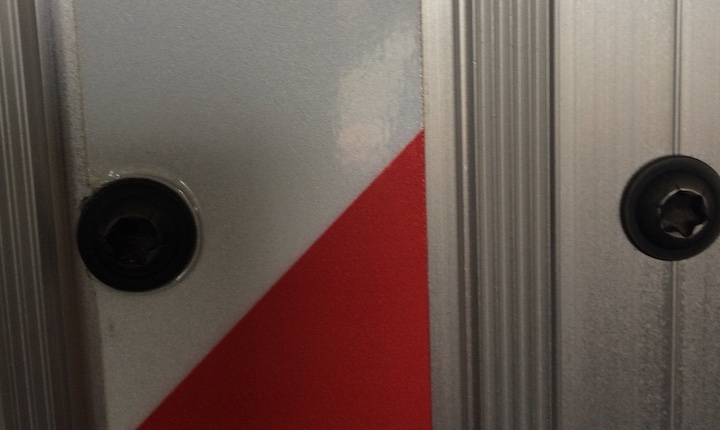 Nadmiar koloru czerwonego