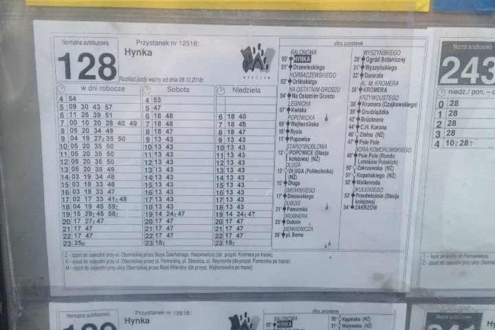 Mały druk utrudnia korzystanie z rozkładu starszym ludziom